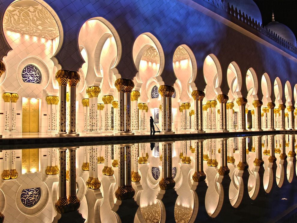 Interior of Sheikh zayed mosque