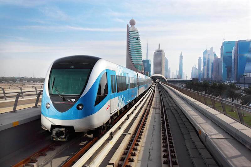 How To Get Around In Dubai Using Public Transport